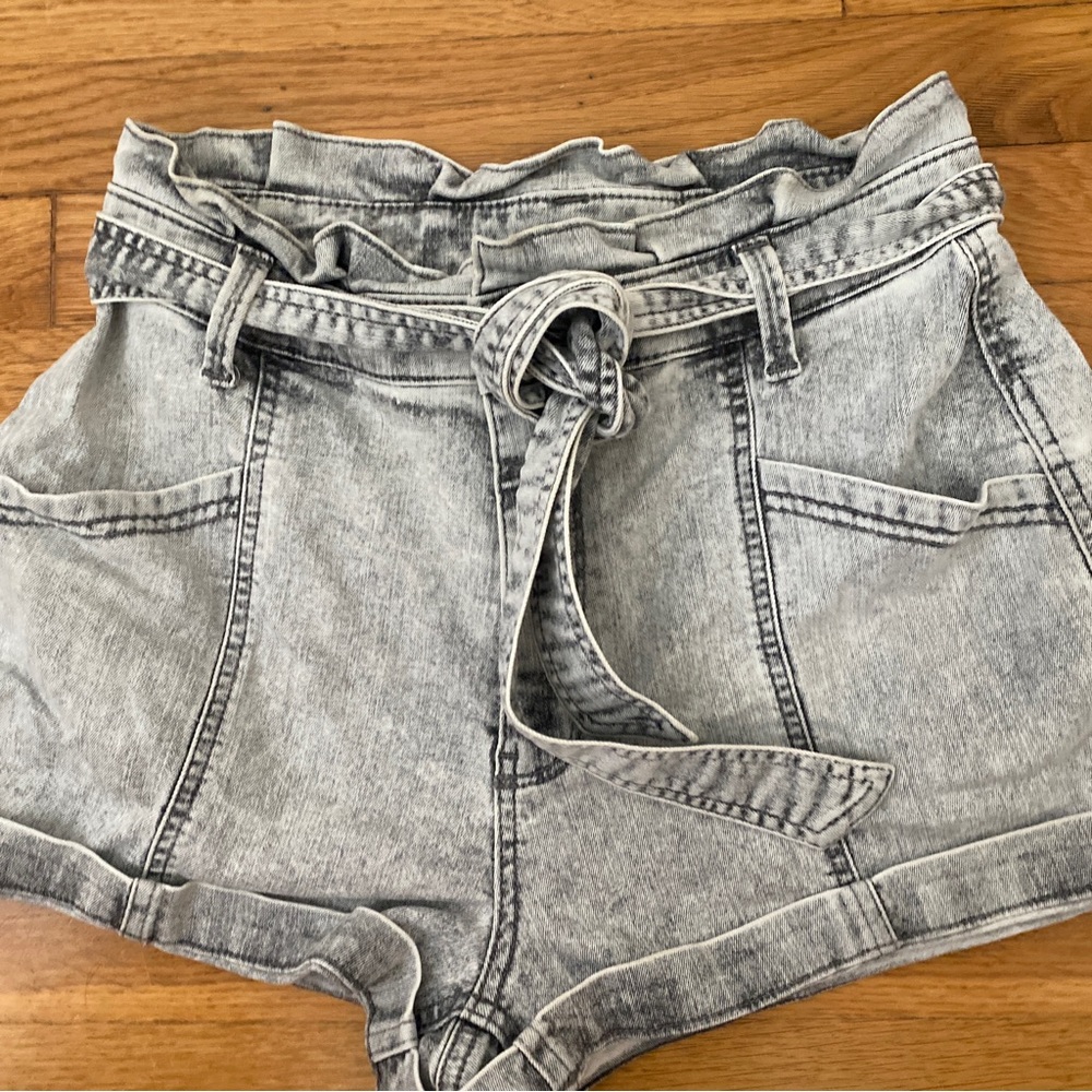 Target Shorts - Picture 3 of 6